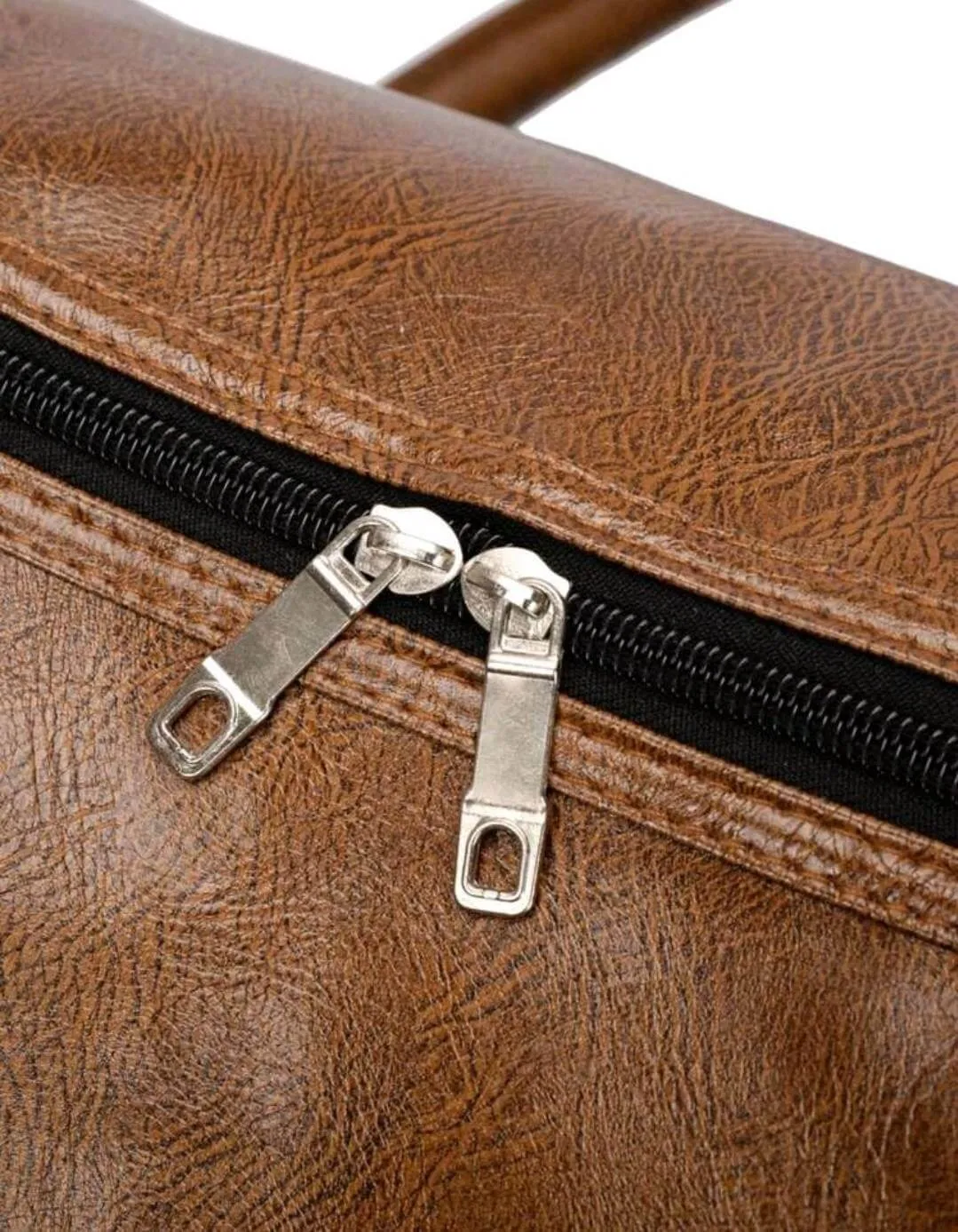 Bag - Luggage - brown leather